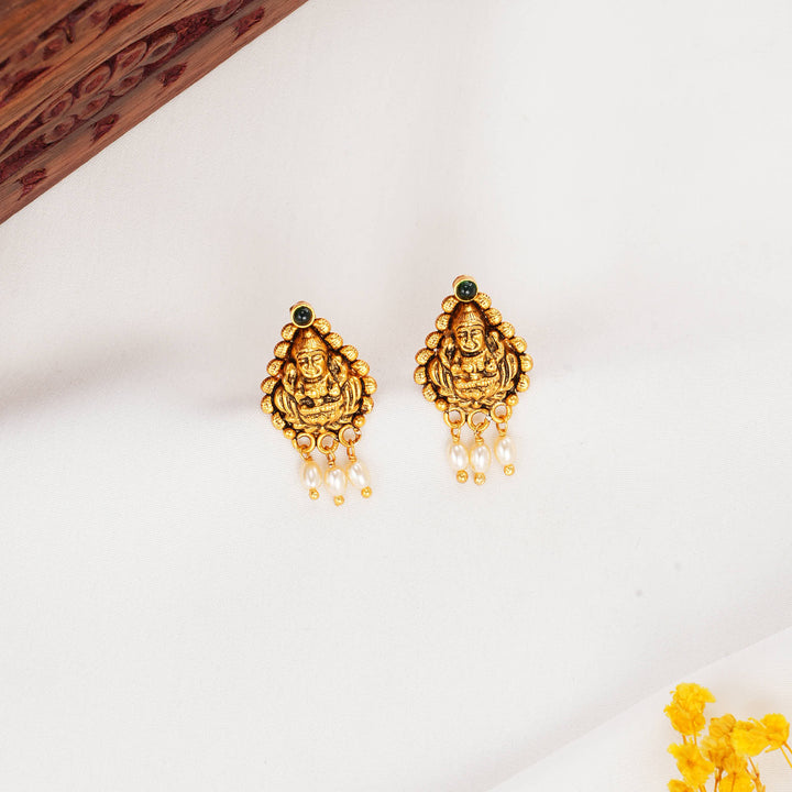Dhivyaa Nagas Studs