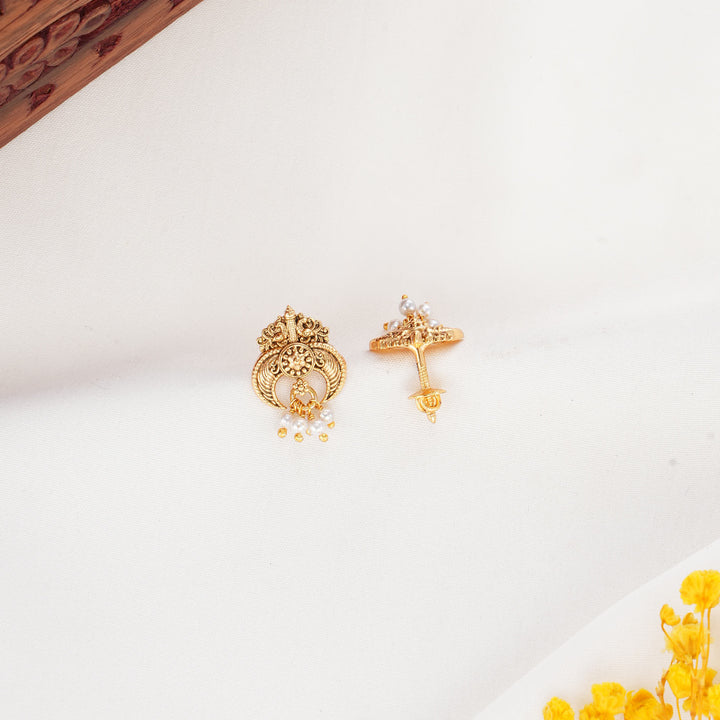 Sensational Nagas Studs