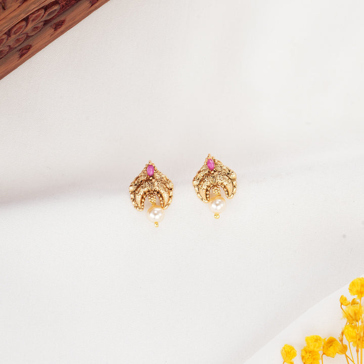 Amaze Nagas Studs