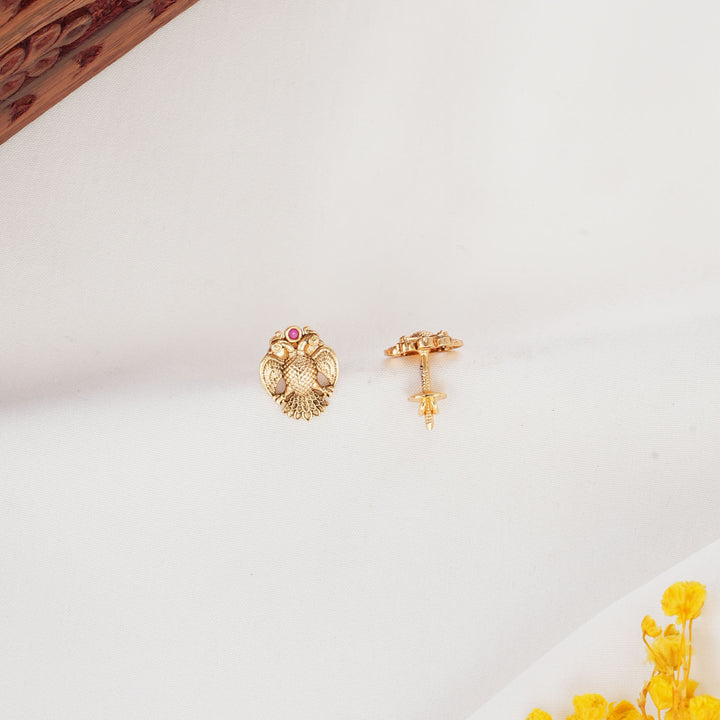 Janani Nagas Studs