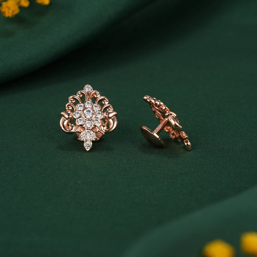 Dhivanikaa Diamond Design Stud