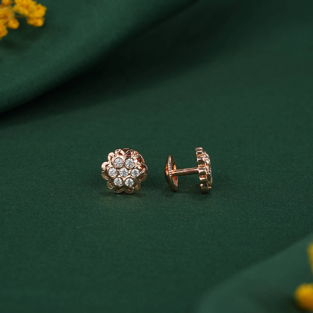 Catchy Diamond Design Stud