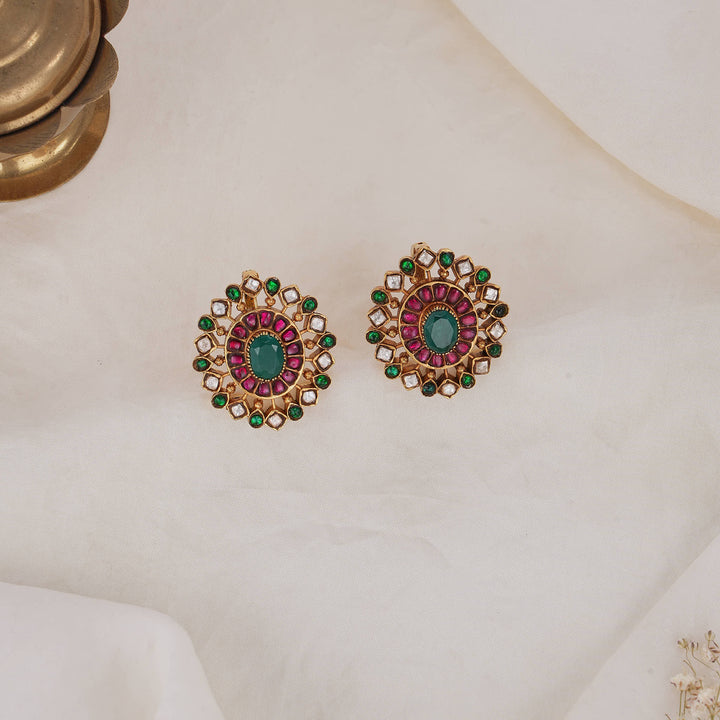 Jivikaa Kundan Studs