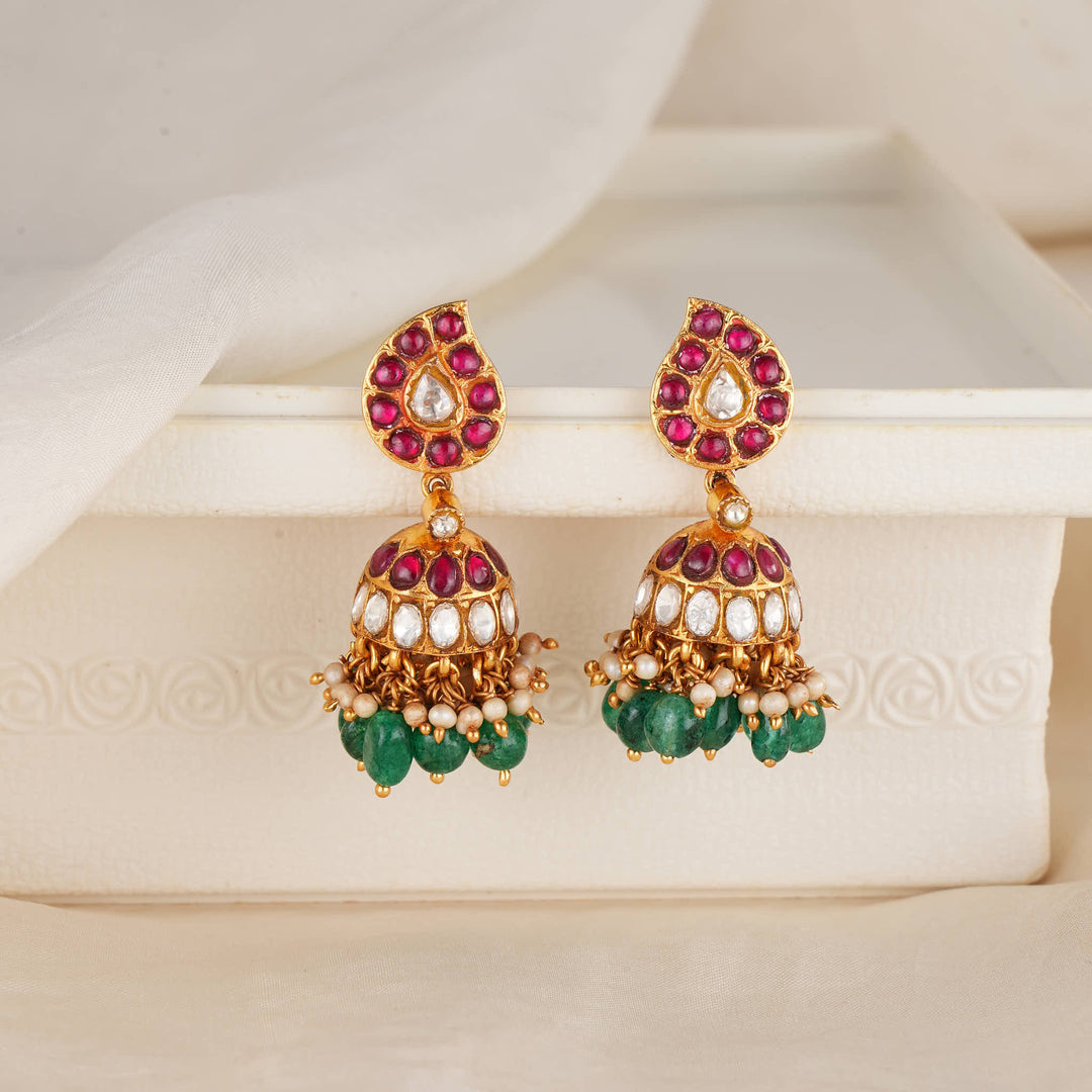 Grandeur Kundan Jhumkas