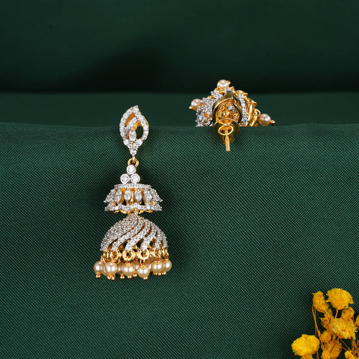Vikshitha Avikam Jhumkas