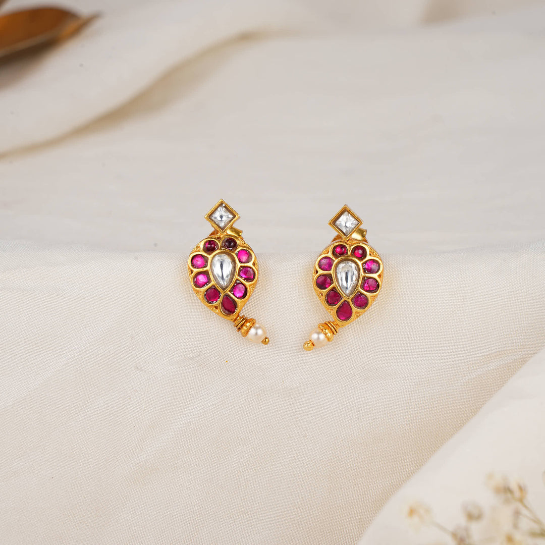 Catchy Mango Kundan Studs