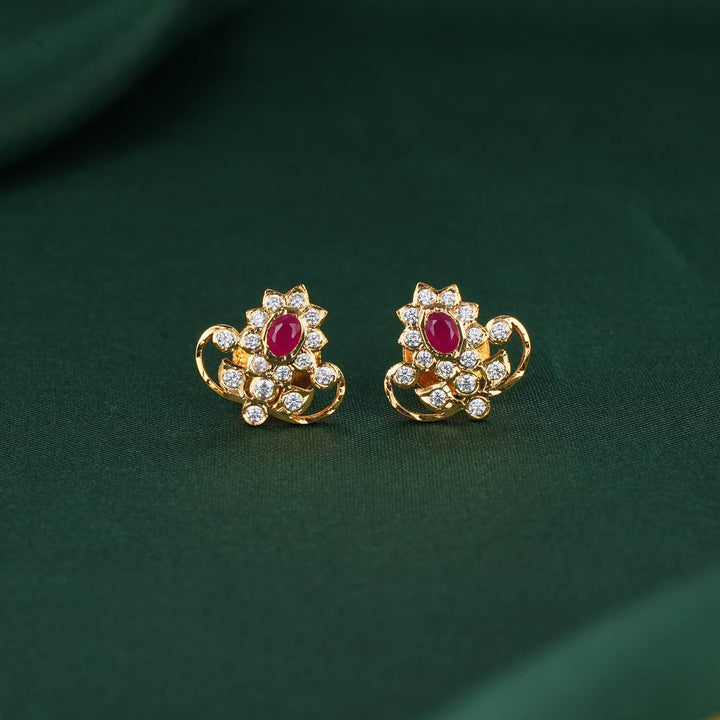 Nikshi Studs