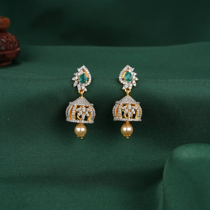 Vidhya Avikam Jhumkas