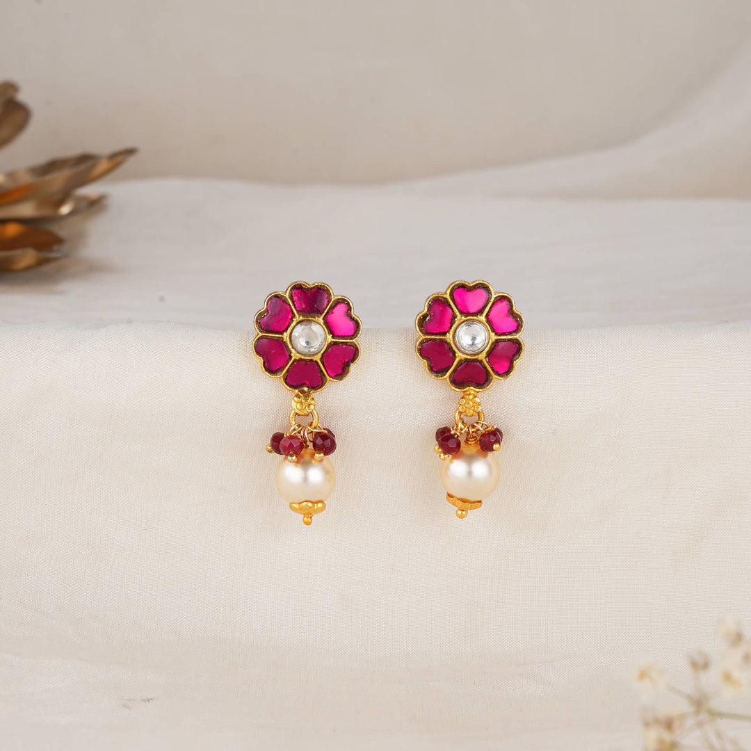 Akshara Kundan Drops