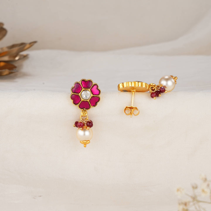 Akshara Kundan Drops