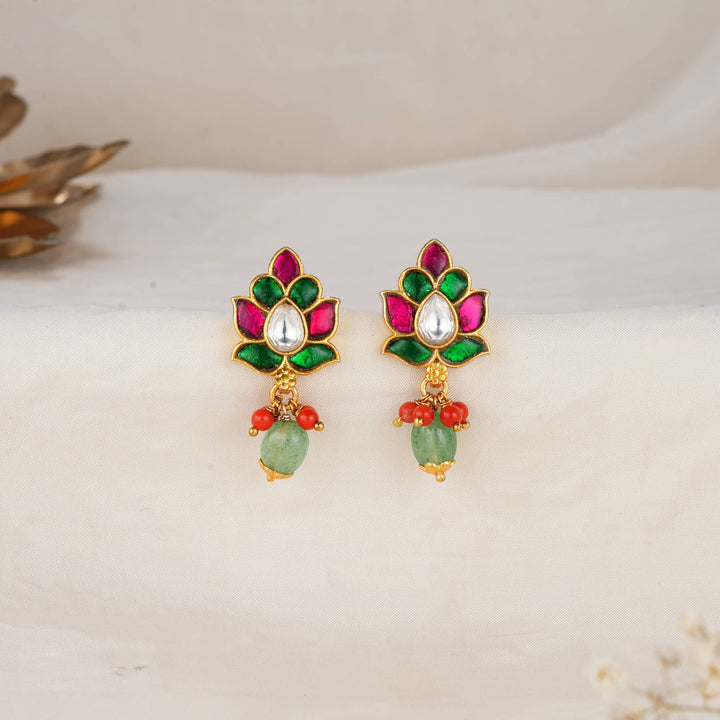 Aarna Kundan Drops