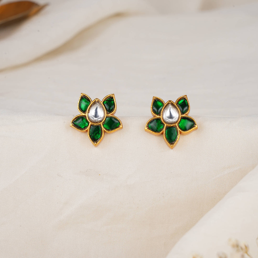 Catchy Green Kundan Studs