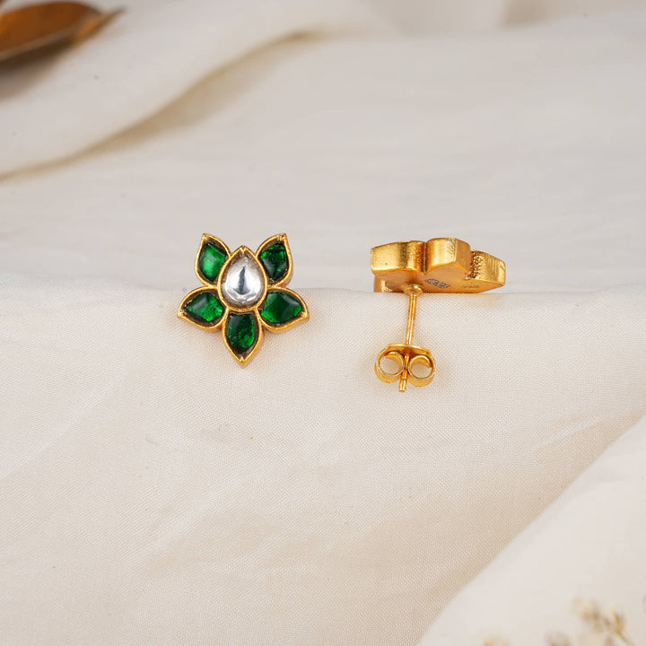 Catchy Green Kundan Studs
