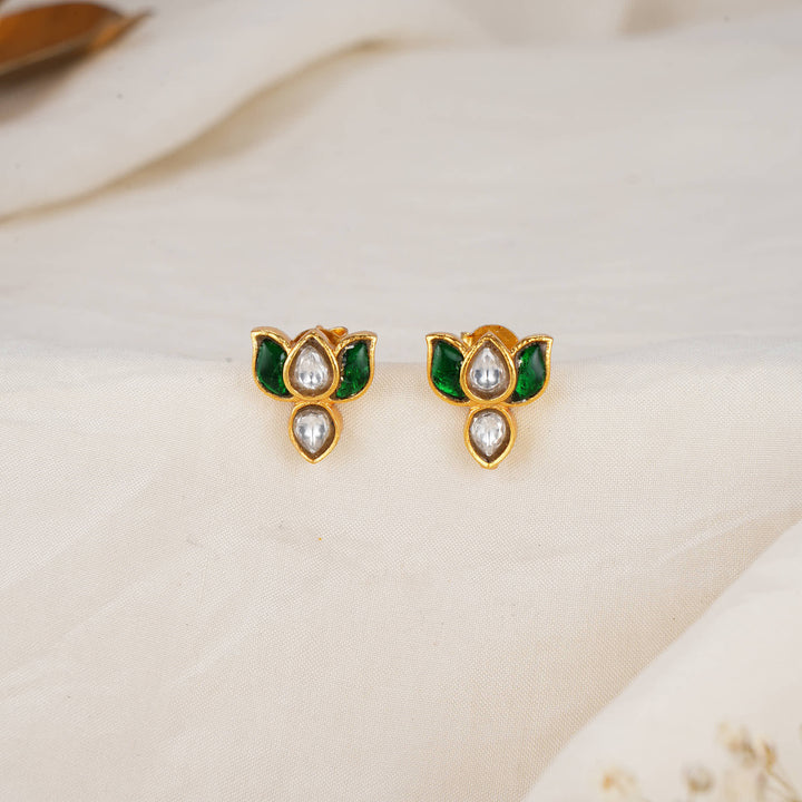 Vinitha Kundan Studs