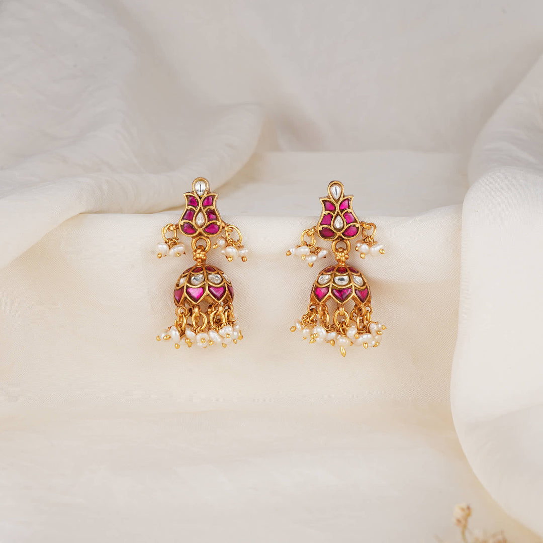 Akshara Kundan Jhumkas