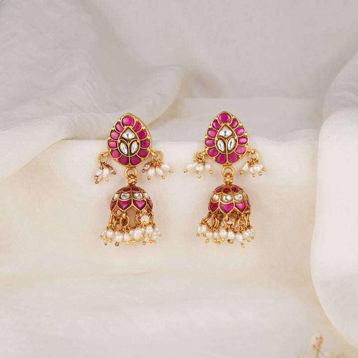 Lathisha Kundan Jhumkas