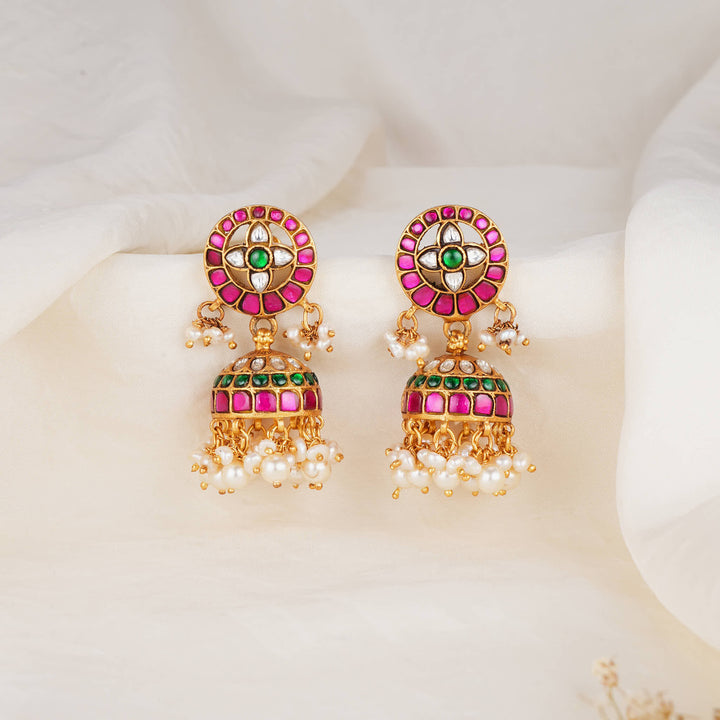 Prithikha Kundan Jhumkas