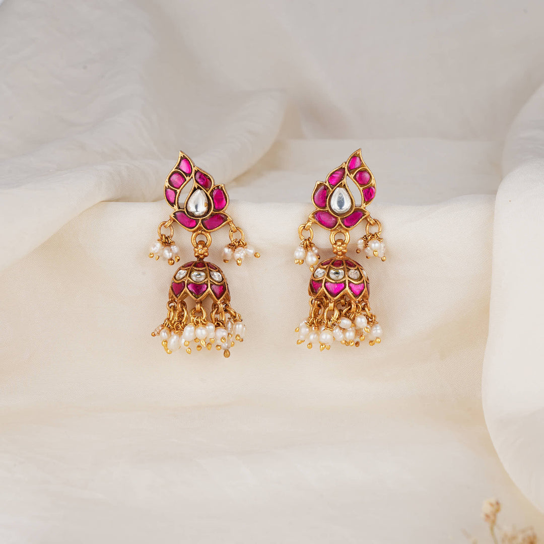 Shahitha Kundan Jhumkas