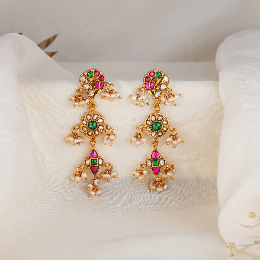 Vinita Kundan Long Earrings