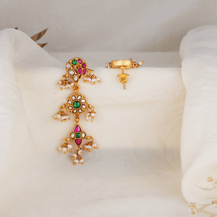 Vinita Kundan Long Earrings