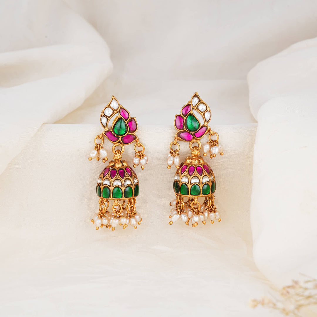 Spectacular Kundan Jhumkas