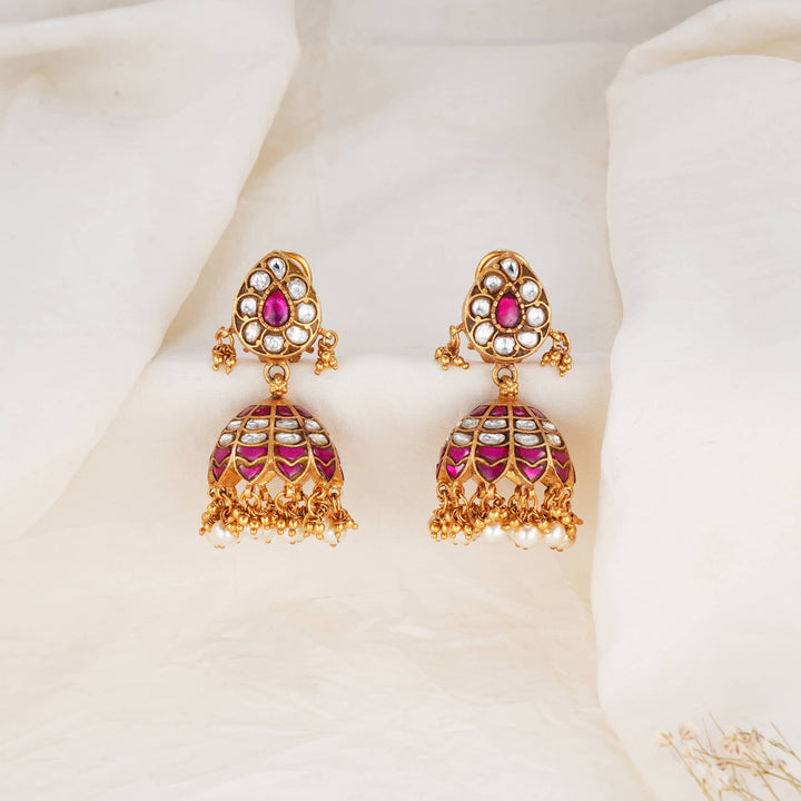 Ornate and Majestic Kundan Jhumkas