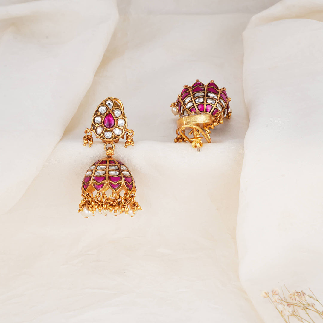 Ornate and Majestic Kundan Jhumkas