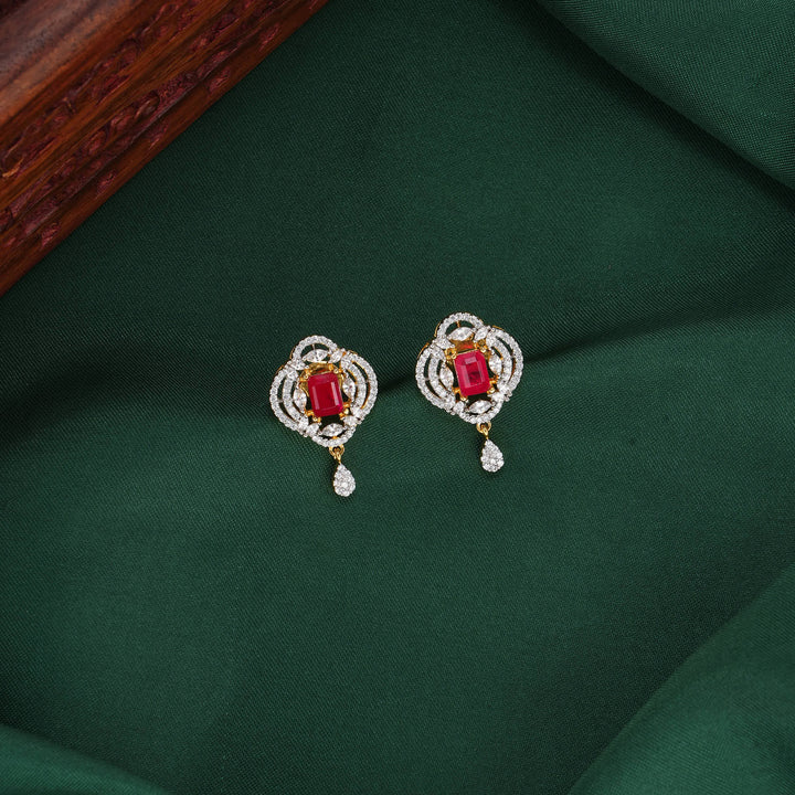 Pretty and Delicate Diamond Design Studs