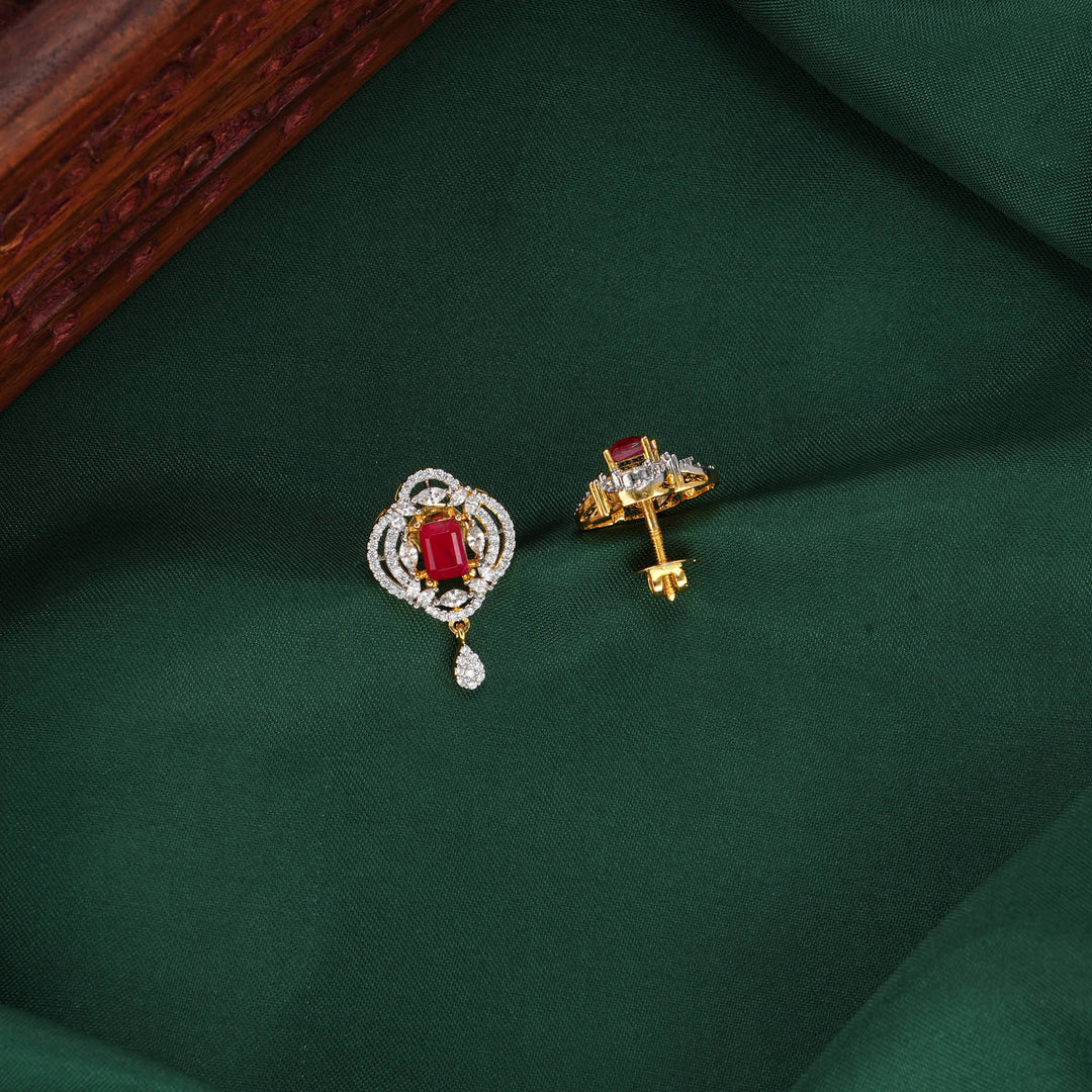 Pretty and Delicate Diamond Design Studs