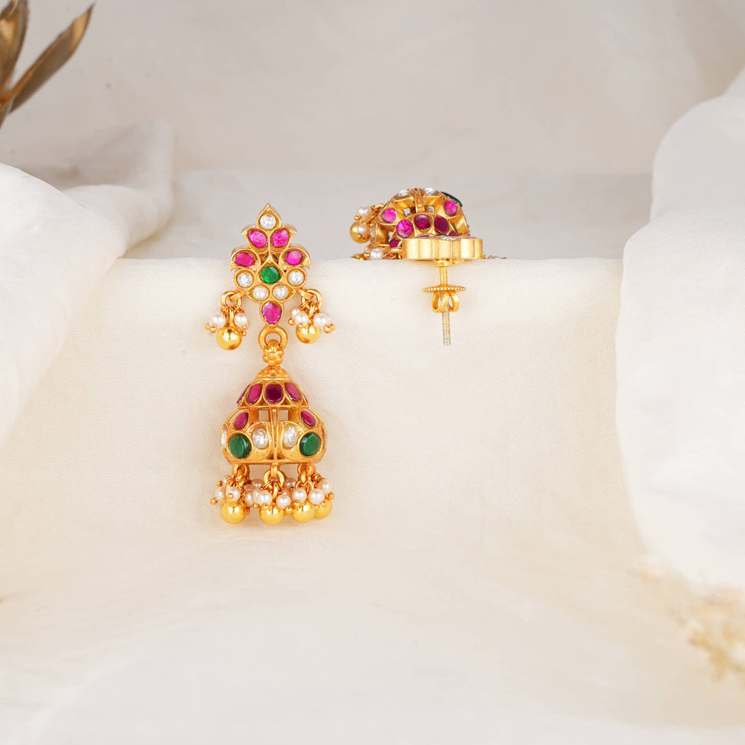 Timeless Swing Kundan Jhumkas
