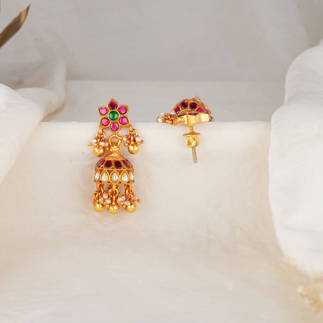 Flows with Radiance Kundan Jhumkas