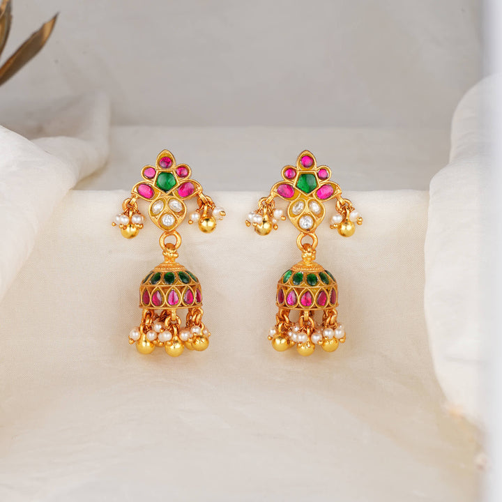 Sparkling Kundan Jhumkas