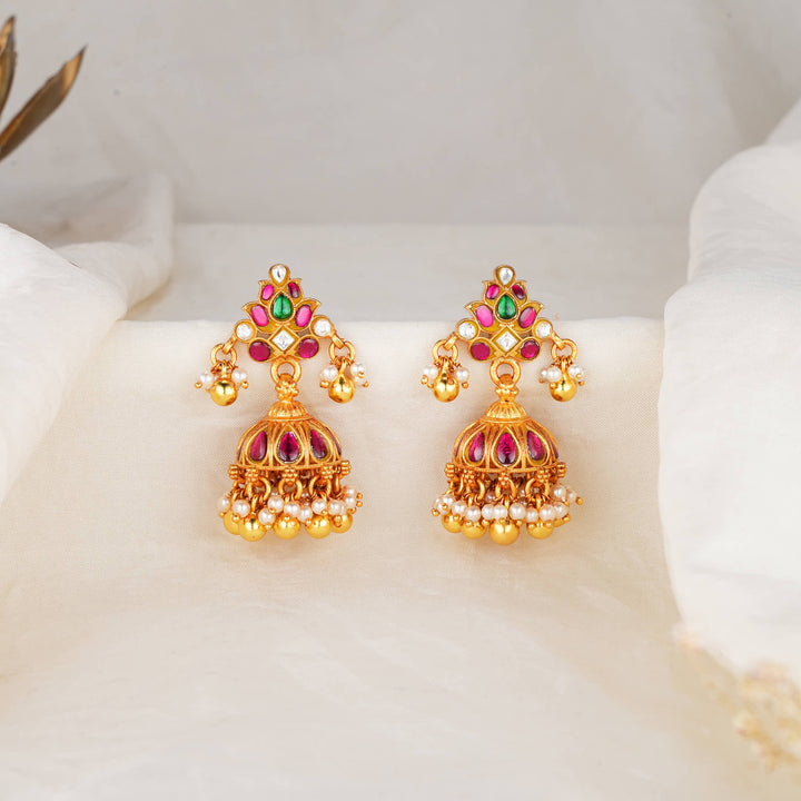Vibrant Swings Kundan Jhumkas