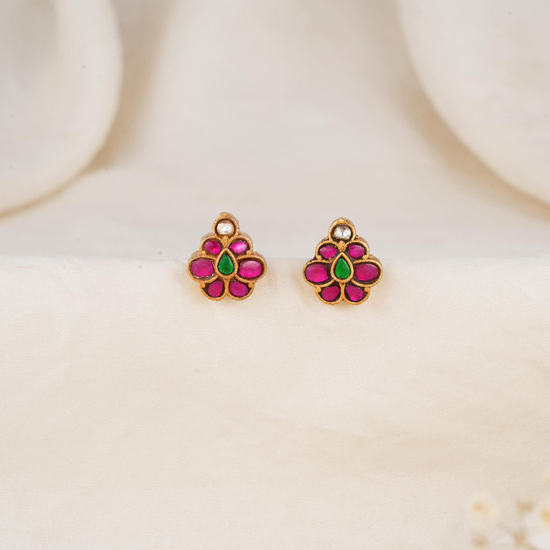 Janshikhaa Kundan Studs