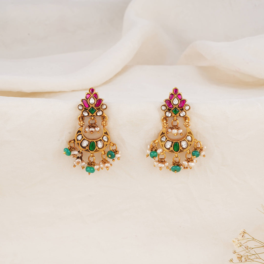 Elegant Flow Kundan Earrings