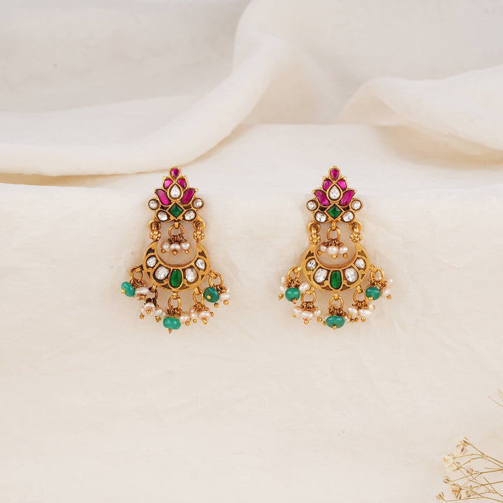 Elegant Flow Kundan Earrings