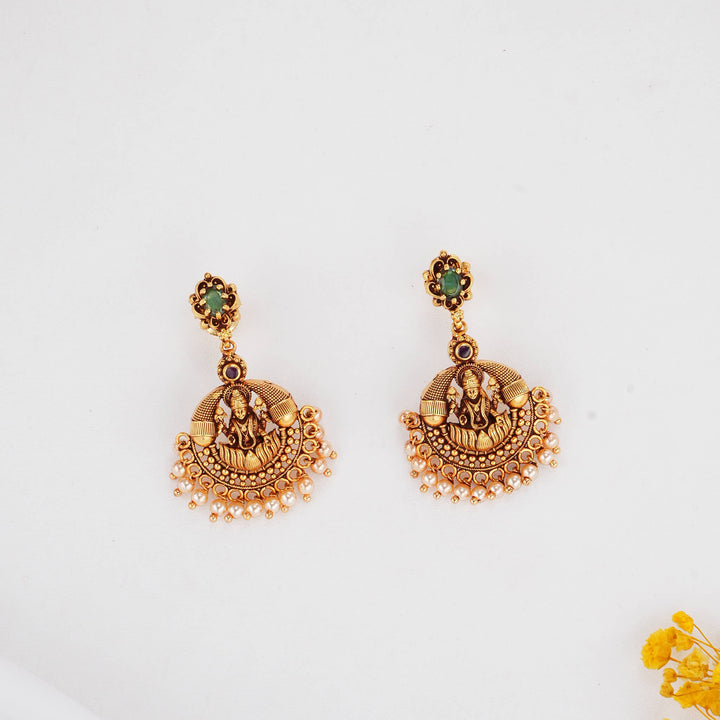 Ornate Flow 3D Spl Earrings