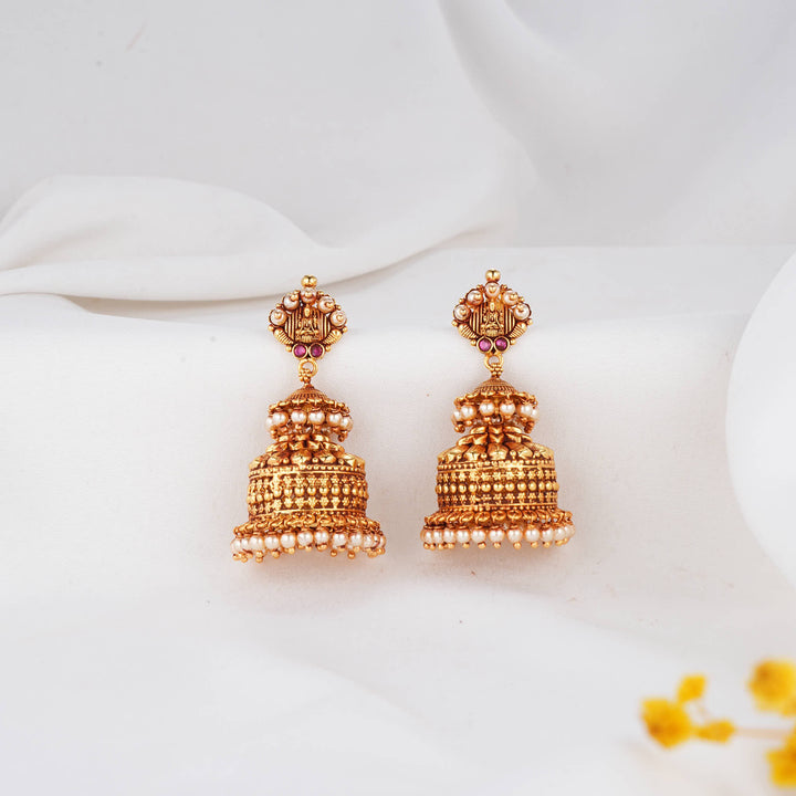 Swings with Elegance 3D Spl Jhumkas