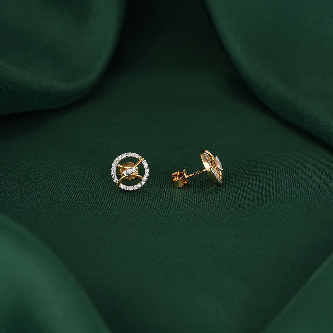 Catchy Cute Diamond Design Studs