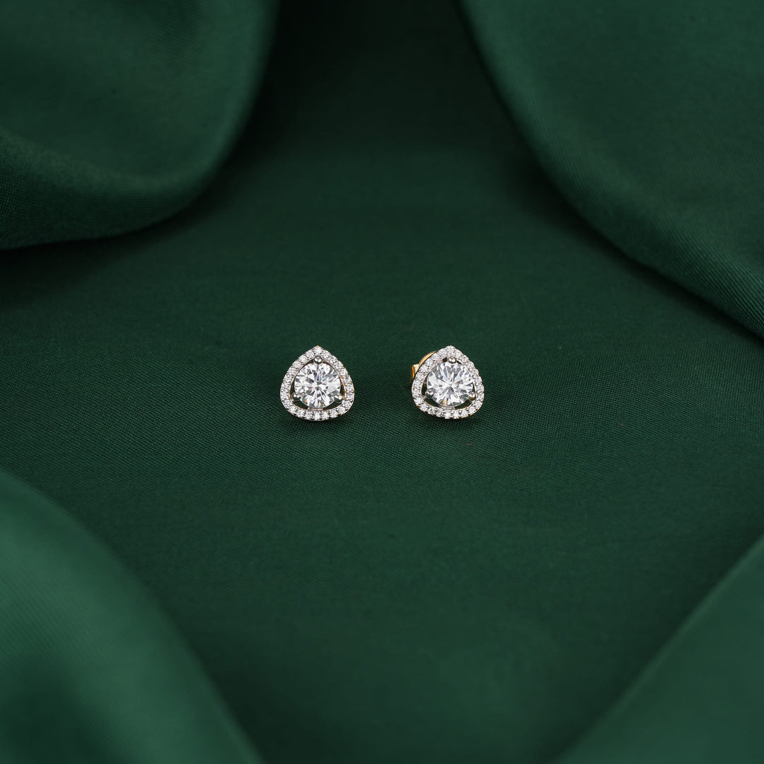 Catchy Cute Diamond Design Studs