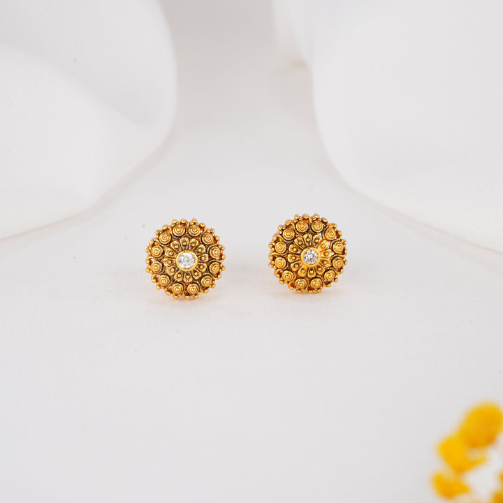 Eye-Catchy Nagas Studs