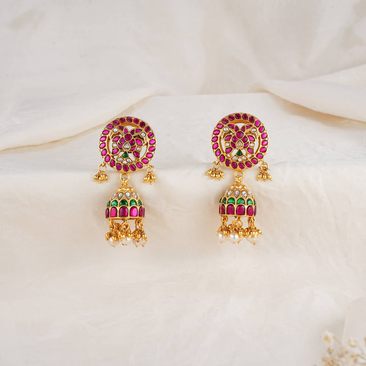 Anbithaa Kundan Jhumkas