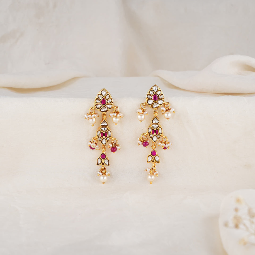Versatile Flow Kundan Long Earrings