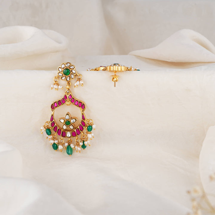 Sensational Kundan Earrings