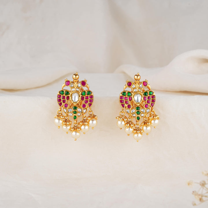 Resplendent Kundan Drops