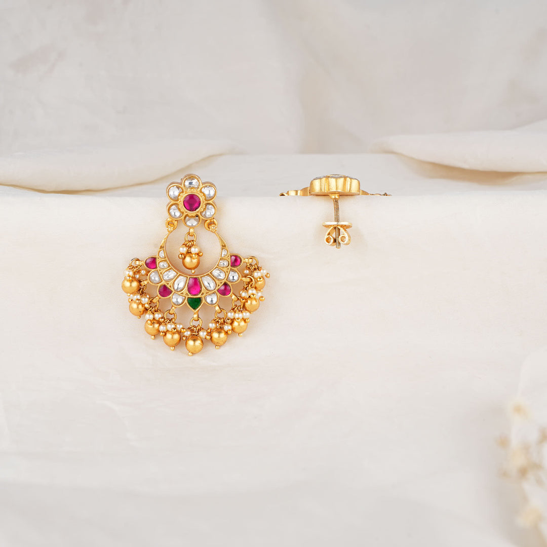 Splendid Kundan Earrings