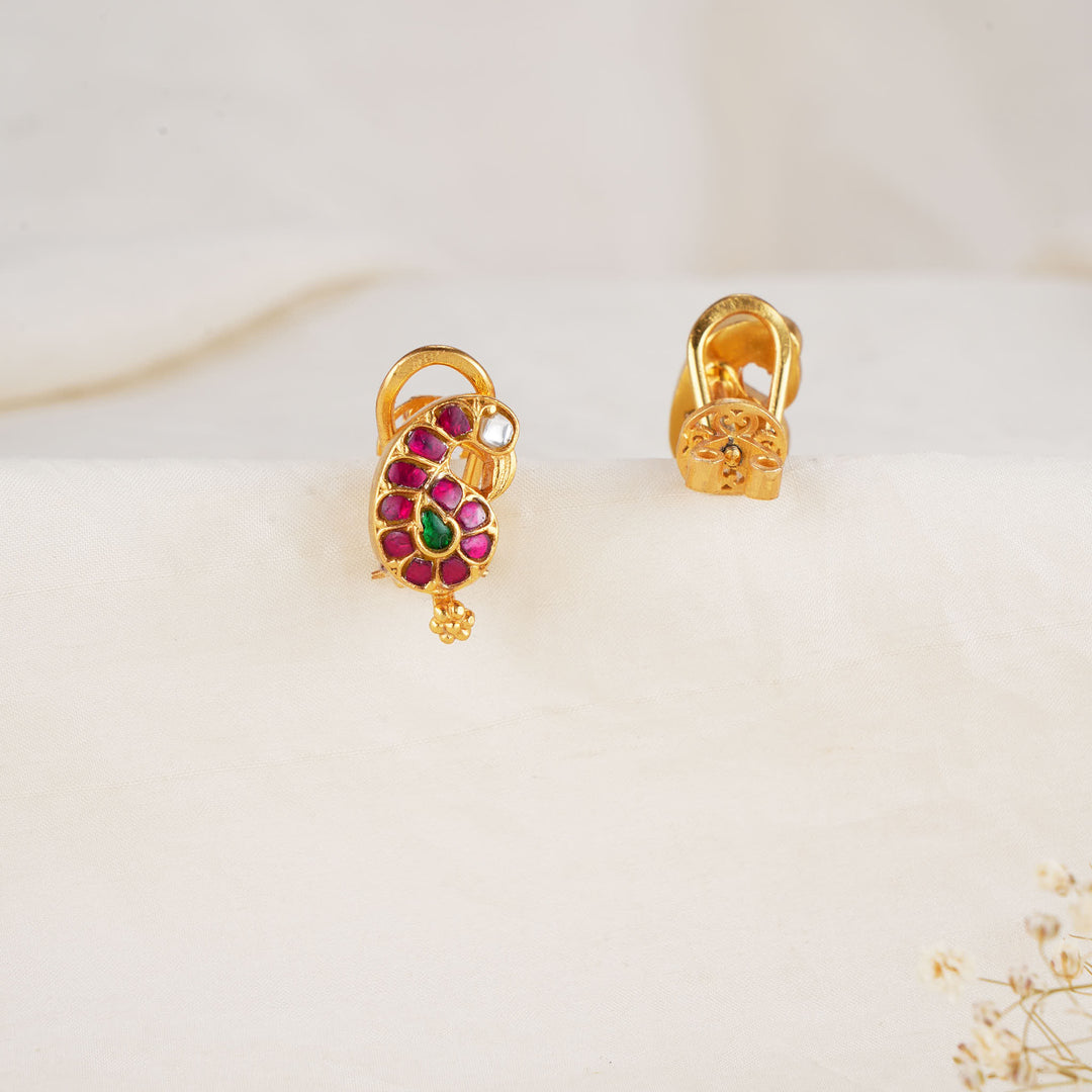 Magnificent Kundan Studs