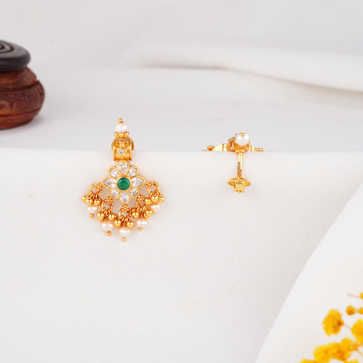 Delicate Stone Drops