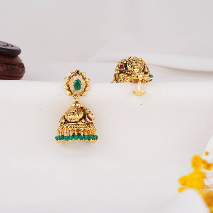 Regal Flow Nagas Jhumkas