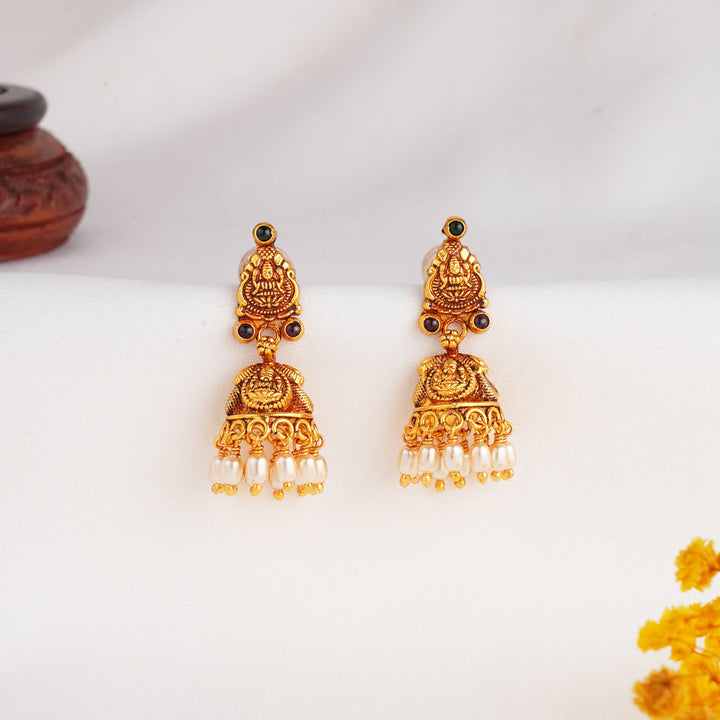 Awe-Inspiring Nagas Jhumkas